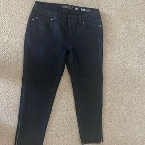Miss Me cropped jeans size 33